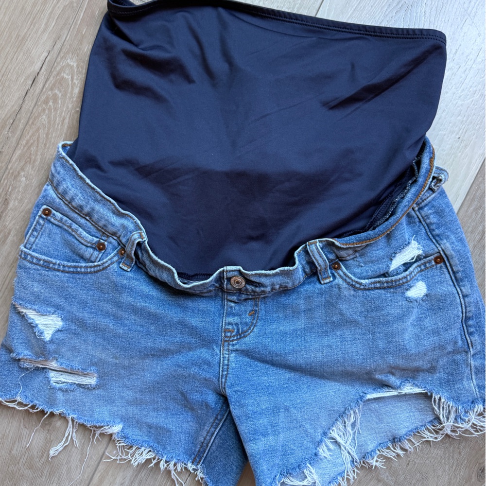 Abercrombie & Fitch Denim Skirt with Black Lining